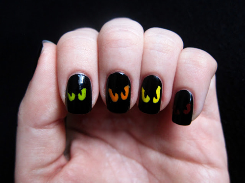 9 Simple and Easy Halloween Nail Art Designs With Pictures ...