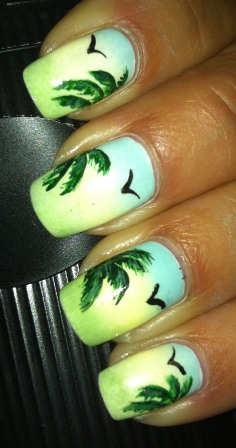 Simple Free Hand Gradient Palm Tree and Birds