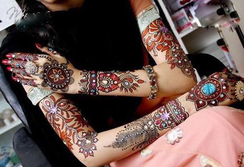 Attractive Full Arm Mehndi Designs