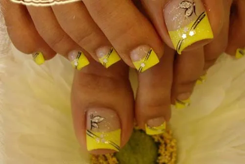 9 Simple And Easy Toe Nail Art Designs For Beginners
