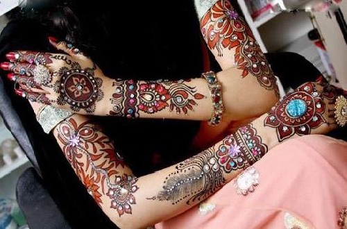 Bridal Henna Glitter Mehendi Designs