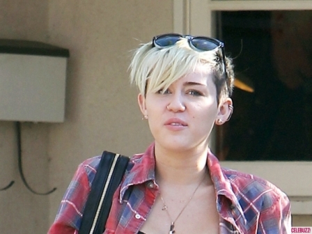 Miley Cyrus Without Makeup 7