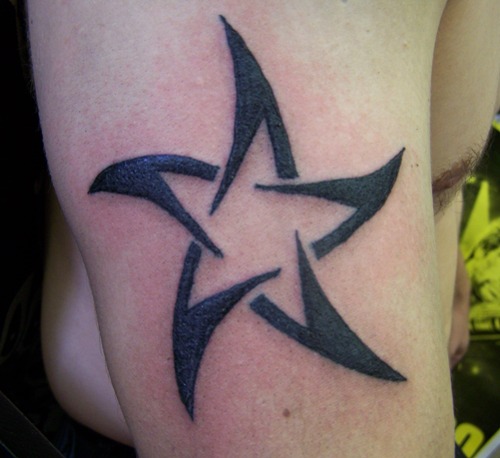 Simple deep border star tattoo design