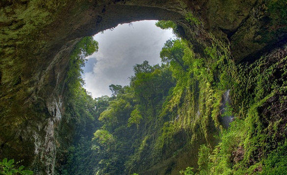 Wonders of Son Doong Caves-Largest Cave