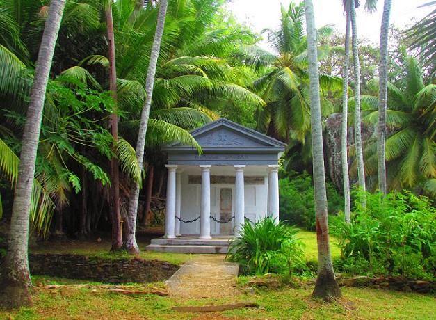 dauban-mausoleum_seychelles-tourist-places
