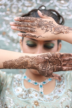 Wonderful Both Hand Mehndi Patterns