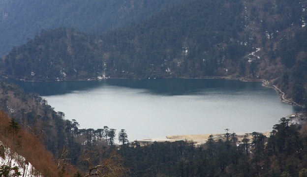 menmecho-lake_sikkim-tourist-places