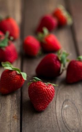 Italian Skin Care Secrets for Strawberry Scrub