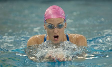 Breaststroke swimming for weight loss