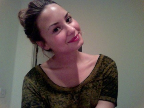 Demi Lovato Beauty Tips and Fitness Secrets