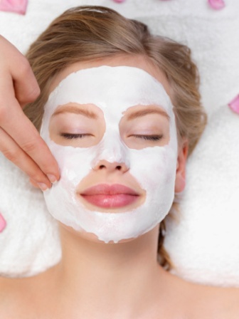 10 Best Homemade Facials For Oily Skin | Styles At Life
