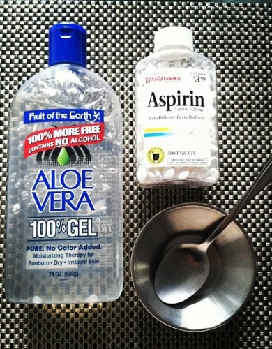 Aloe Vera And Aspirin Face Mask For Dry Sensitive Skin