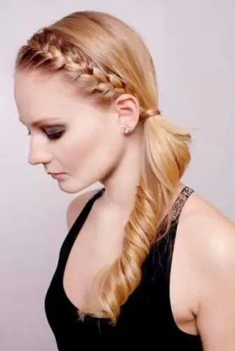 side ponytail