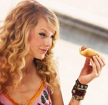 Taylor Swift Beauty Tips Diet Secrets