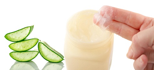 Petroleum Jelly And Aloe Vera Gel Face Pack