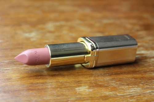 L’Oreal Made for Me Naturals Lipstick: Nude 235