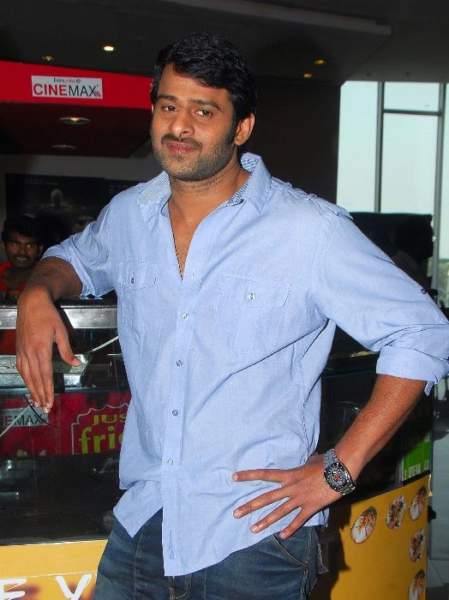 Prabhas With And Without Makeup 4