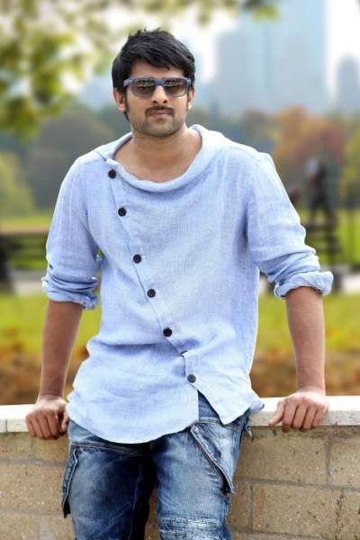 Prabhas With And Without Makeup 6