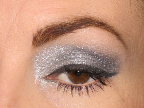 silver eye makeup