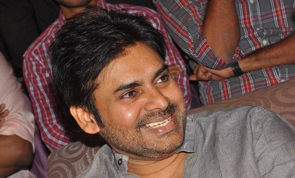 10 Unseen Pictures of Pawan Kalyan with and without Makeup