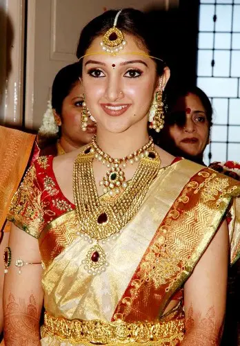 How to do Telugu Bridal Makeup | Styles At Life