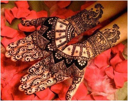 Wrist Length Bridal Mehndi Designs