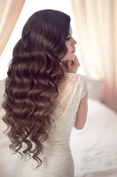 35 Cute Hairstyles for Thick and Thin Natural Wavy Hair