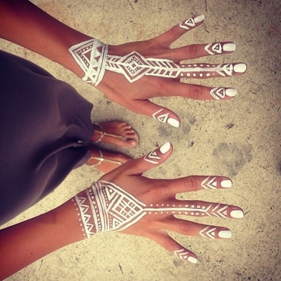 Back Hand White Henna Designs