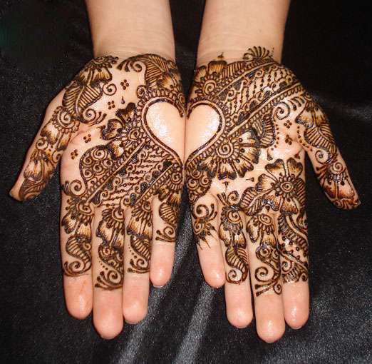 Heart Henna Design