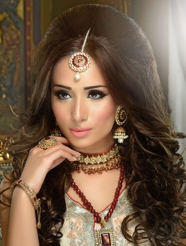 top 9 indian engagement hairstyles that can redefine your