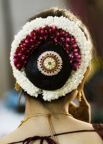 Handmade CRAFT - Beautiful Bridal Hairstyles | Facebook