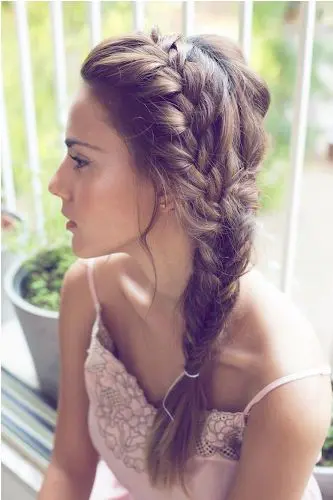 35 Unique Prom Hairstyles to Try in 2022 for Every Hair Length  Teen Vogue