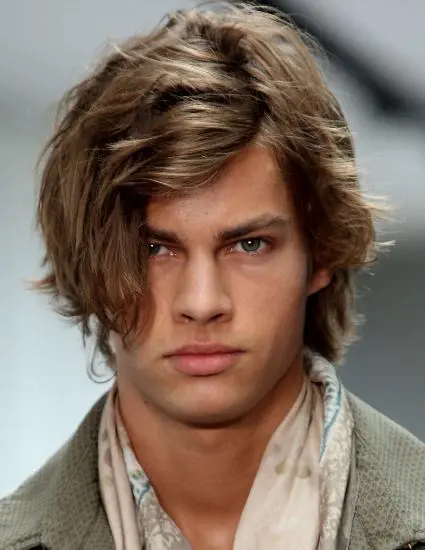 20+ Best Haircuts for Men with Round Chubby Face