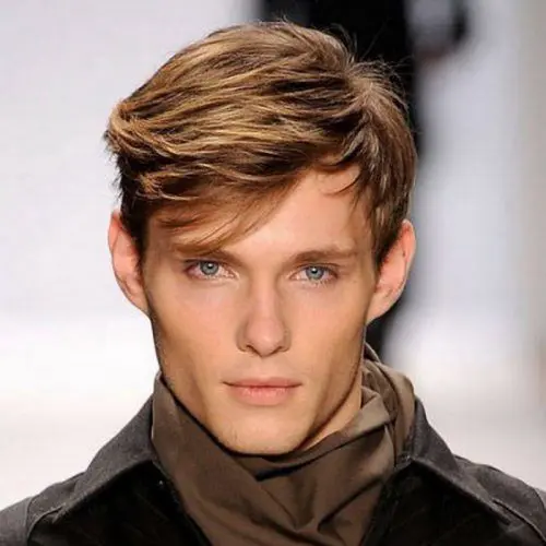 15 Best Hairstyles for Big Foreheads Male | Styles At Life
