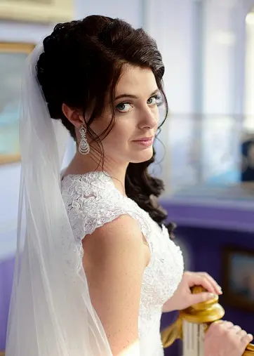 Pin by elsa on Christain Weddings | Wedding hairstyles with crown, Christian  bride, Bridal hairdo
