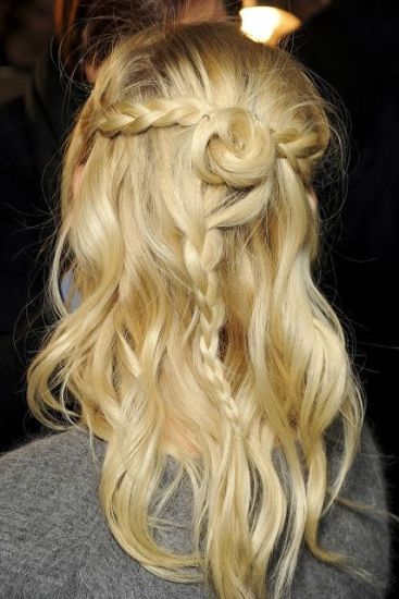 hairstyles for long wavy hair1