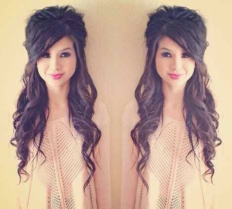 hairstyles for long wavy hair7
