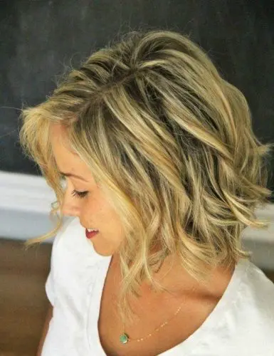 15 Latest Medium Hairstyles for Women | Styles At Life