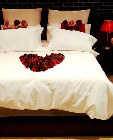 Decorate The Bed