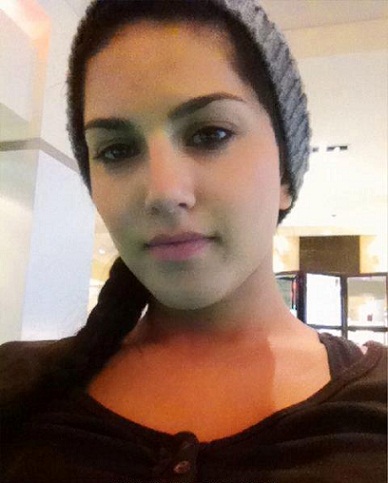 Sunny Leone without makeup9