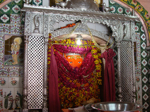 Aliganj Hanuman Temple