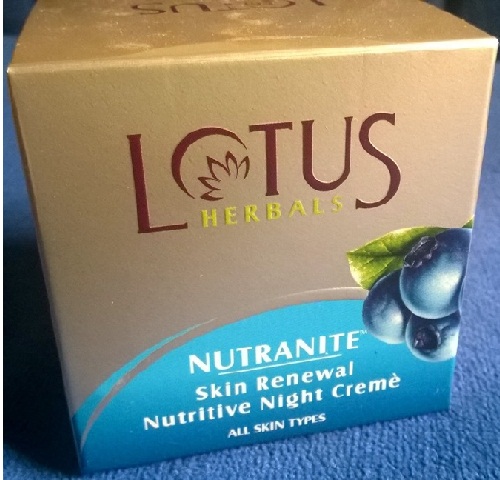 Lotus Herbals Nutranite Night Cream