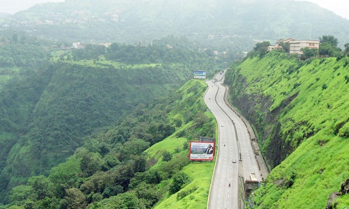Lonavala the best place for honeymoon in India in August.