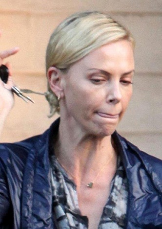 Charlize Theron without Makeup 8