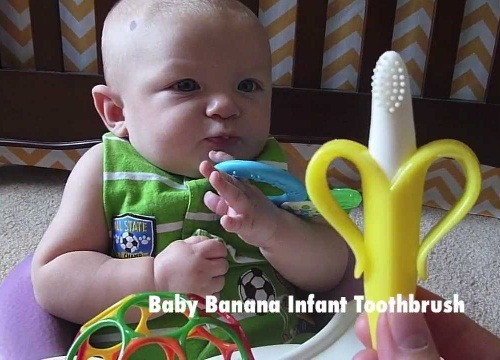 Toys For 4 Month Old Baby - The Banana Toothbrush