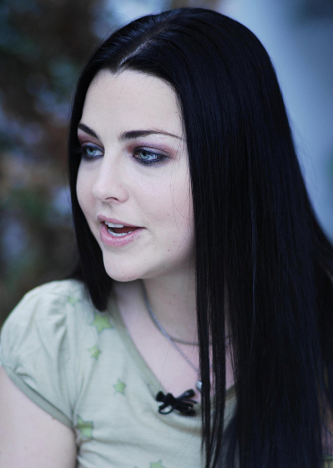 10 Pictures of Amy Lee without Makeup | Styles At Life