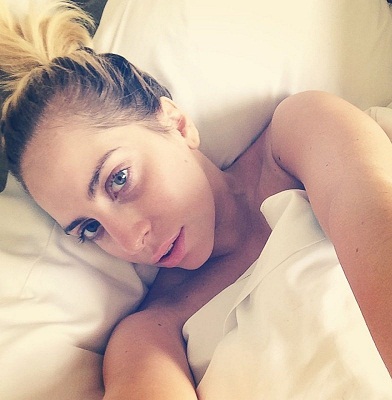 Lady Gaga without makeup 7