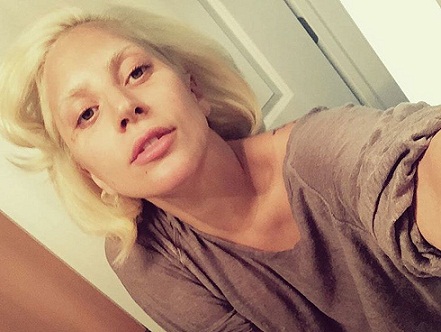 Lady Gaga without makeup 9