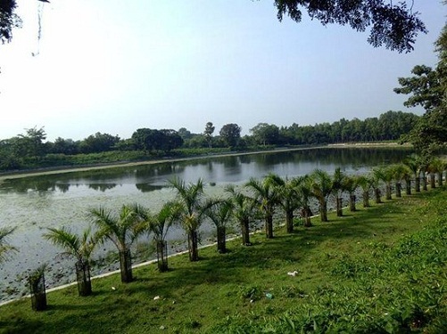 Lake Kamalasagar - Popular Honeymoon Destination in Tripura