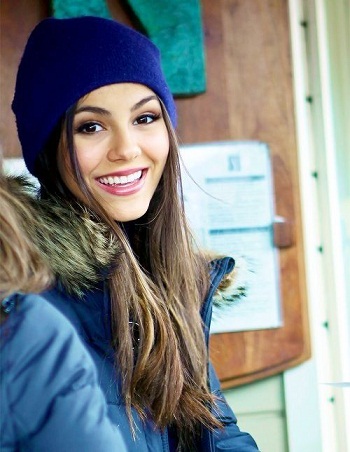 Victoria Justice Without Makeup 10